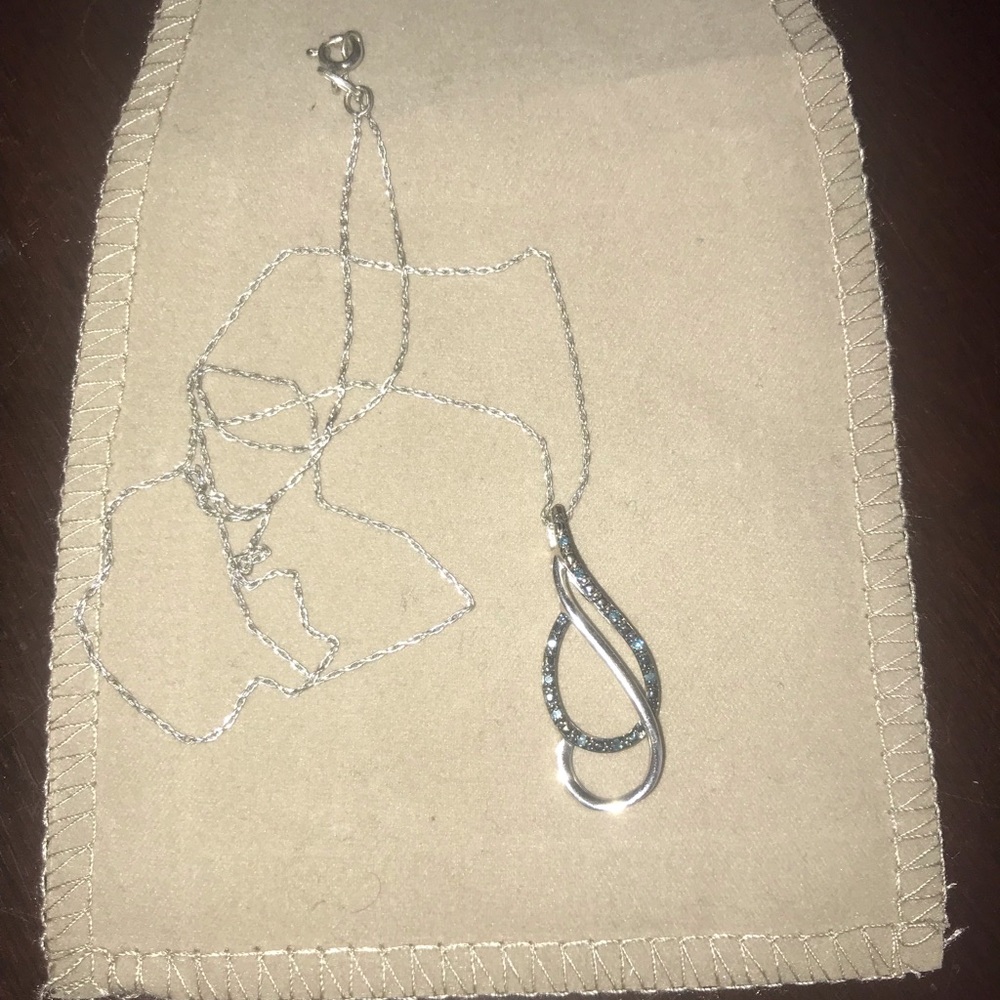 Rarely worn teardrop necklace